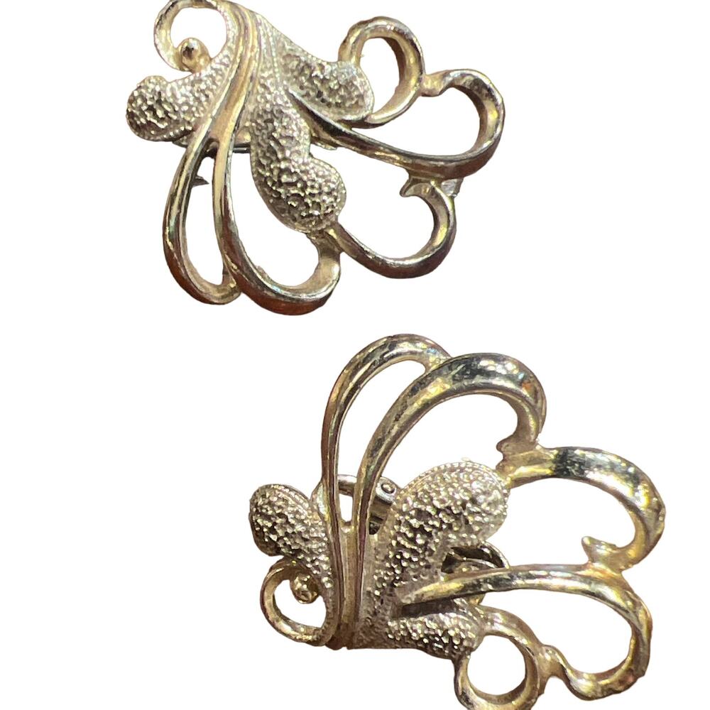 Vintage Sarah Coventry Frosted Gold Tone Feathers Set - Picture 3 of 5